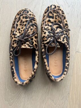 Sperry Slim Boat Shoe Leopard Print Fur. Barely Worn